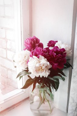 güzel peonies demet