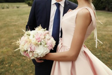 lüks gelin ve damat poz