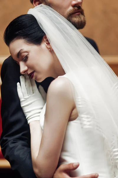 Elegant gorgeous bride — Stock Photo, Image