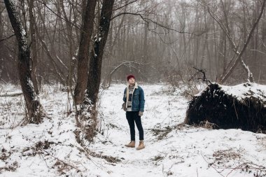 hipster seyahat sırt çantası ile