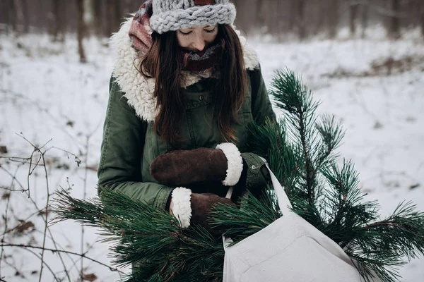 Stylische Hipster-Frau — Stockfoto