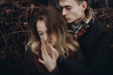 şık hippi erkek ve kadın