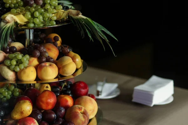 Здоровий фрукти башта — стокове фото