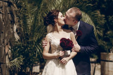 öpücük gelin damat