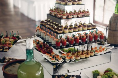 Masada lezzetli aperatifler