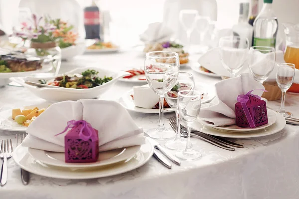 Wedding reception table arrangement — Stock Photo, Image