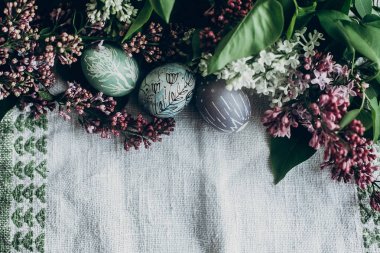 Paskalya yumurtaları süslemeli