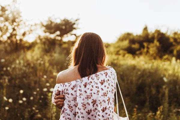 Meisje met eco-tas — Stockfoto