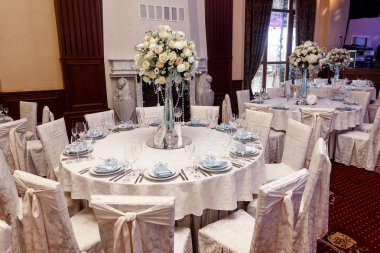 Düğün dekore edilmiş tablolar