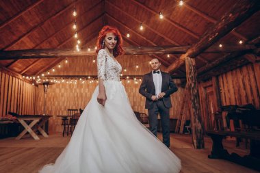 damat ve gelin dans