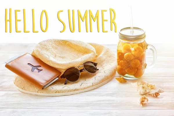 Hello summer text — Stock Photo, Image