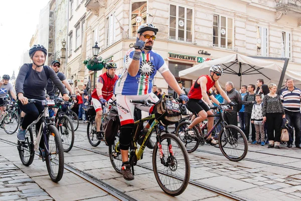 Marathon cycliste dans les rues — Photo