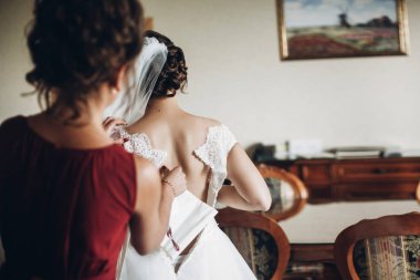 Nedime gelin yardım