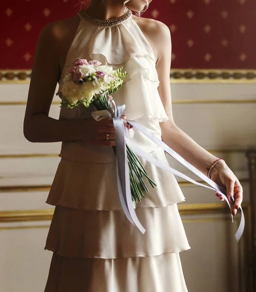 Bride in vintage dress — Stock Photo, Image