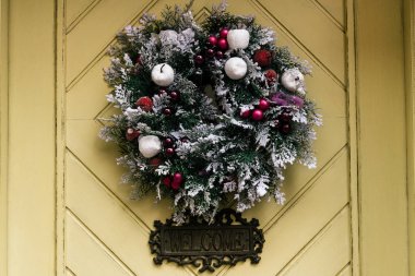 Noel çelenk geometri kapı