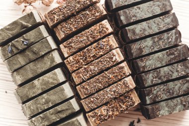  sabun adet kuru otlar ile