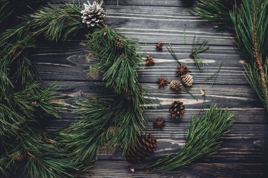 Noel kırsal çelengi