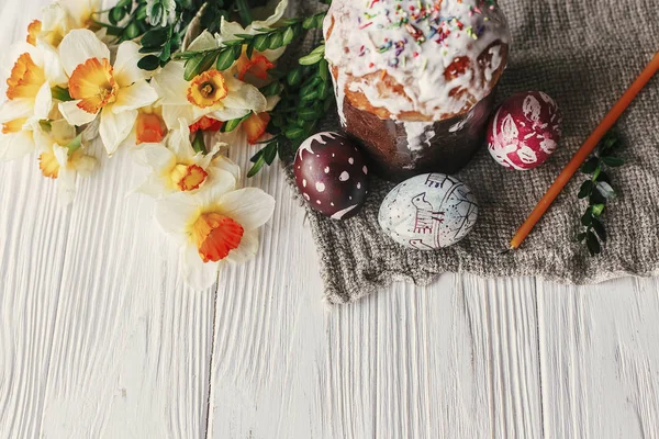 Stylish Easter Bread Painted Eggs Rustic Wooden Background Top View — Stock Photo, Image