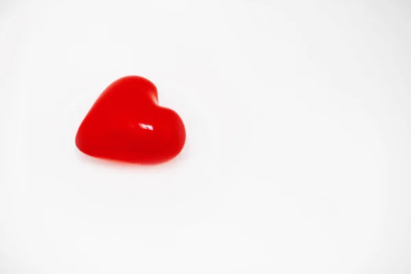 День Валентинки Вітальна Листівка Червоним Серцем Ізольовано Білому Тлі Копією — стокове фото