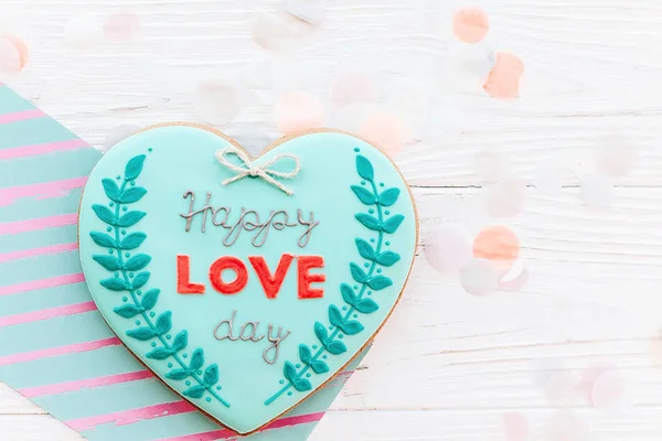 Šťastný Valentýn Přání Dobra Den Text Cookie Srdce Bílém Rustikálním — Stock fotografie