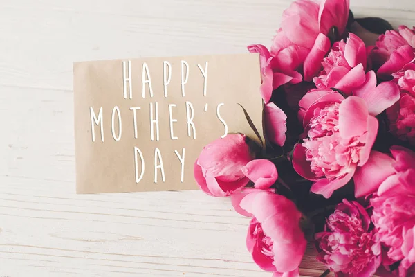 Happy Mother Day Text Craft Card Pink Peonies Bouquet Rustic — Stock Photo, Image