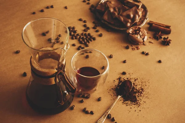 Glass Cup Fresh Coffee Roasted Beans Grounded Coffee Spoon Glass — Stock Photo, Image