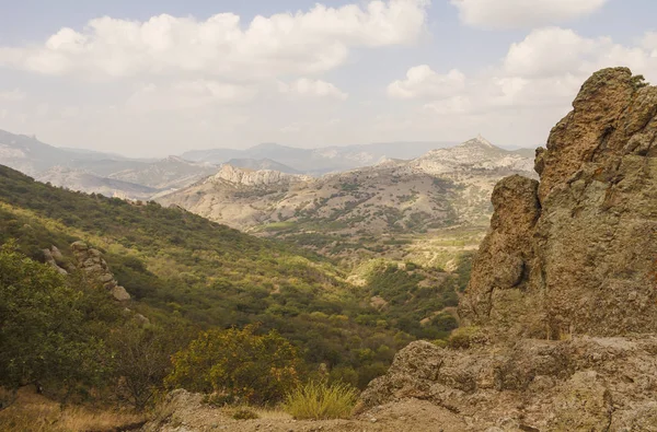 Dağ sırtlar ve yüksek bakış açısı ile üst