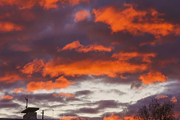 Beautiful Orange Clouds Sky Sunset House Roof — Stock Photo, Image