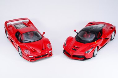 Diecast ferrari izole arka plan üzerinde