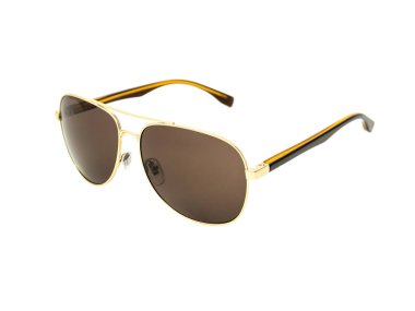 Güneş gözlüğü beyaza izole edilmiş