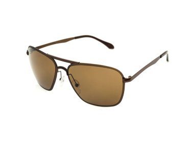 Güneş gözlüğü beyaza izole edilmiş