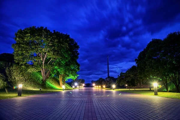 Gece Park sokak