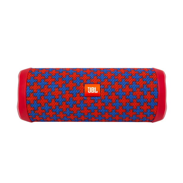 Minsk, Beyaz Rusya - Eylül 1, 2017: üzerinde izole Jbl bluetooth sözcü 