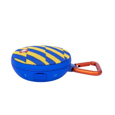 Minsk, Beyaz Rusya - Eylül 1, 2017: üzerinde izole Jbl bluetooth sözcü 