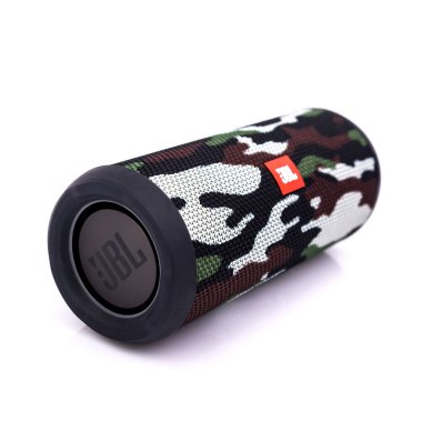 Minsk, Beyaz Rusya - Eylül 1, 2017: üzerinde izole Jbl bluetooth sözcü 