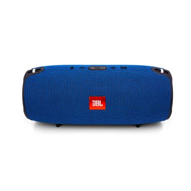 Minsk, Beyaz Rusya - Eylül 1, 2017: üzerinde izole Jbl bluetooth sözcü 