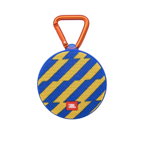 Minsk, Beyaz Rusya - Eylül 1, 2017: üzerinde izole Jbl bluetooth sözcü 