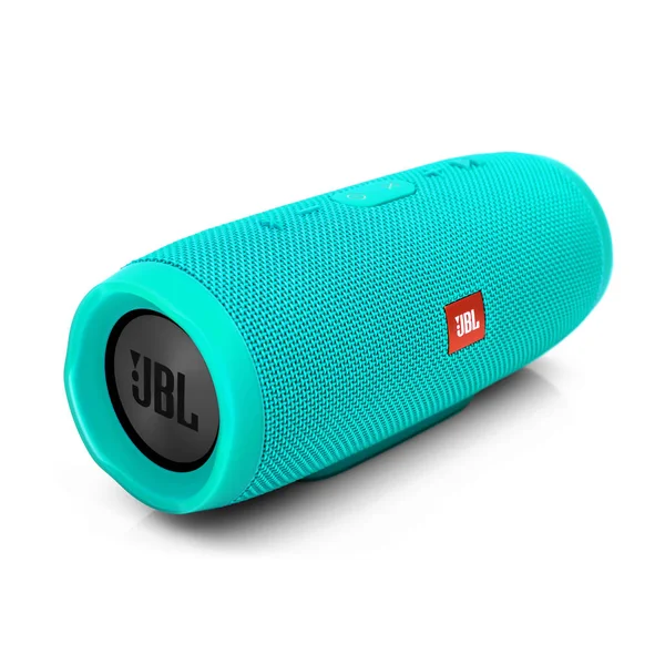 Minsk, Beyaz Rusya - Eylül 1, 2017: üzerinde izole Jbl bluetooth sözcü 