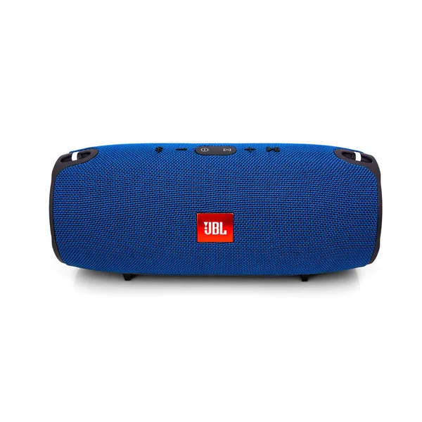 Minsk, Beyaz Rusya - Eylül 1, 2017: üzerinde izole Jbl bluetooth sözcü 