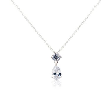 Elmas kolye üzerinde beyaz izole