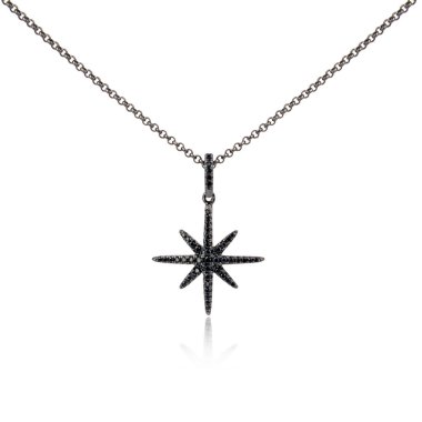 Siyah üzerine beyaz izole lâl taşı Pırlanta Kolye