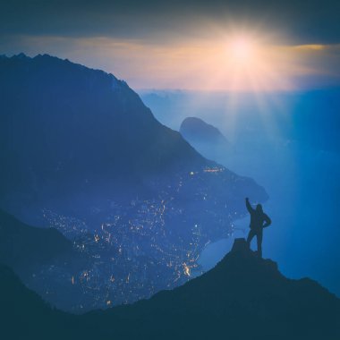 Crimea üst kısmında. Instagram biçimleşmeden