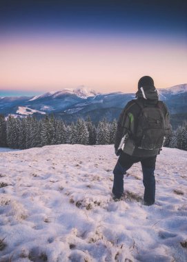 Fiyatı yüksek Dağı'na benziyor. Instagram Stilizasyon