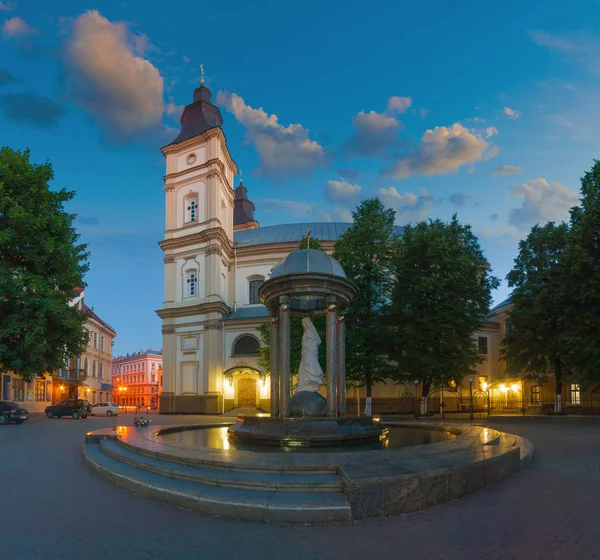 Kutsal bakire Meryem Rotunda