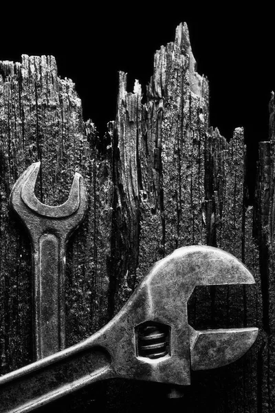 Старые ключи. Черное и белое — стоковое фото