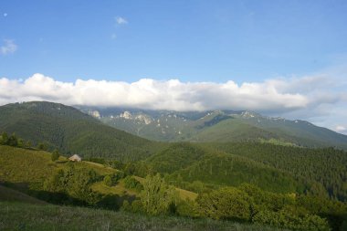 Romanya, Fundatura Ponorului yaz sabahları dağ manzarası
