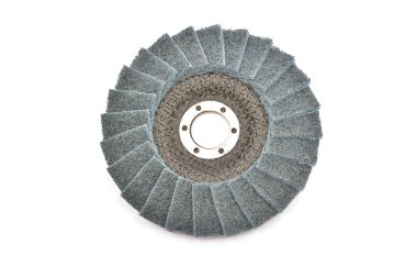 Beyaz bir arka plan üzerinde izole zımpara