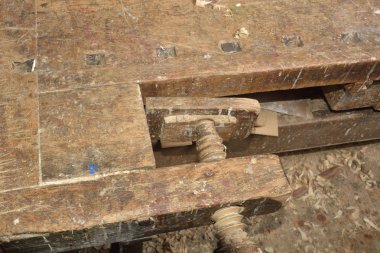 ahşap çalışma uçakla marangoz