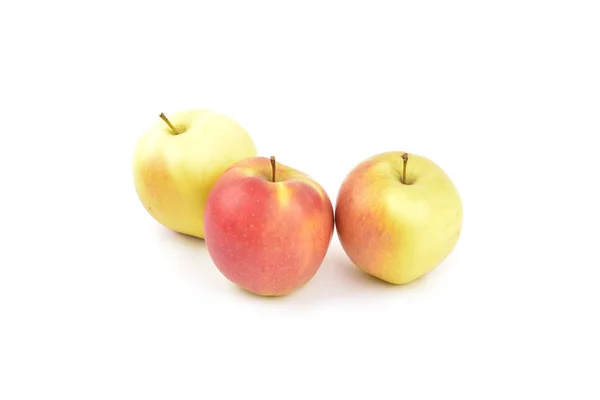 Beyaz arkaplanda elma. — Stok fotoğraf