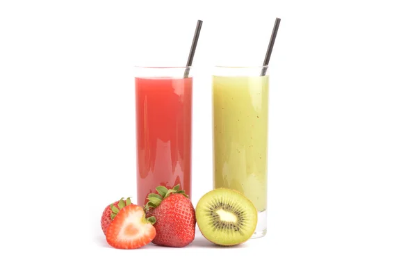 Свіжі фруктові соки на білому — стокове фото